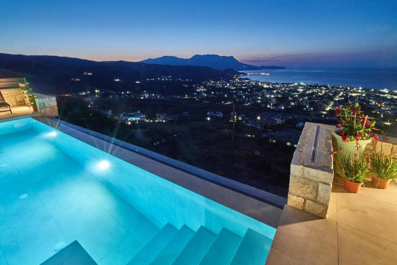 Luxury Argi Infinity Private Pool Villa *
