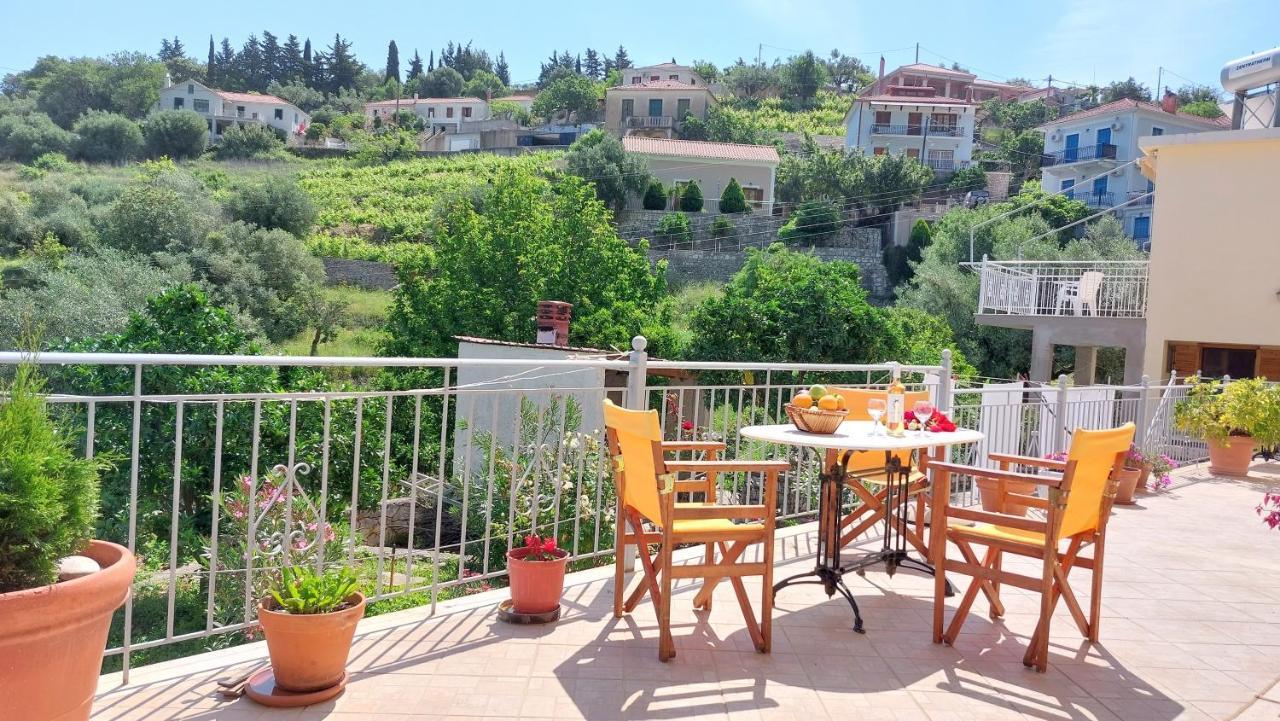 Holiday home Euryclea Perachori