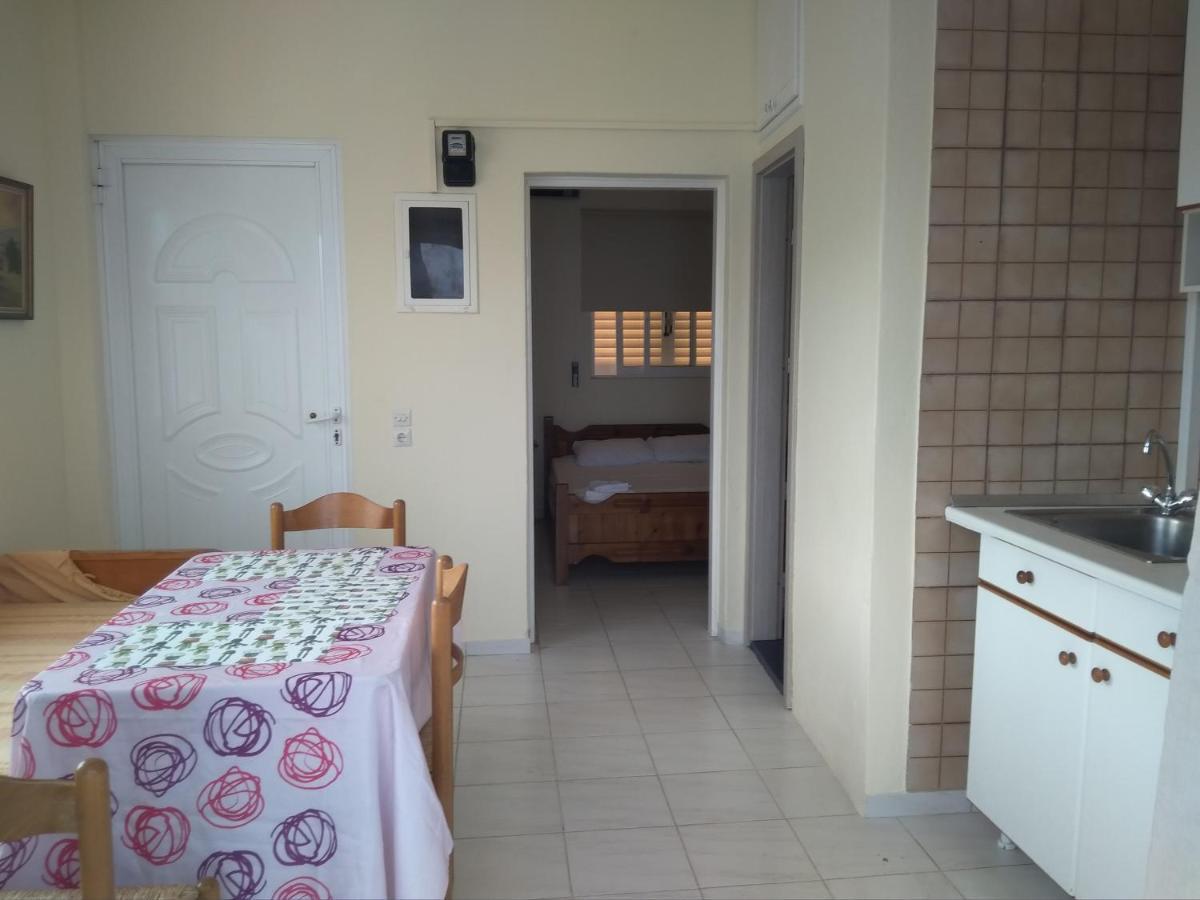 Armenistis Apartment