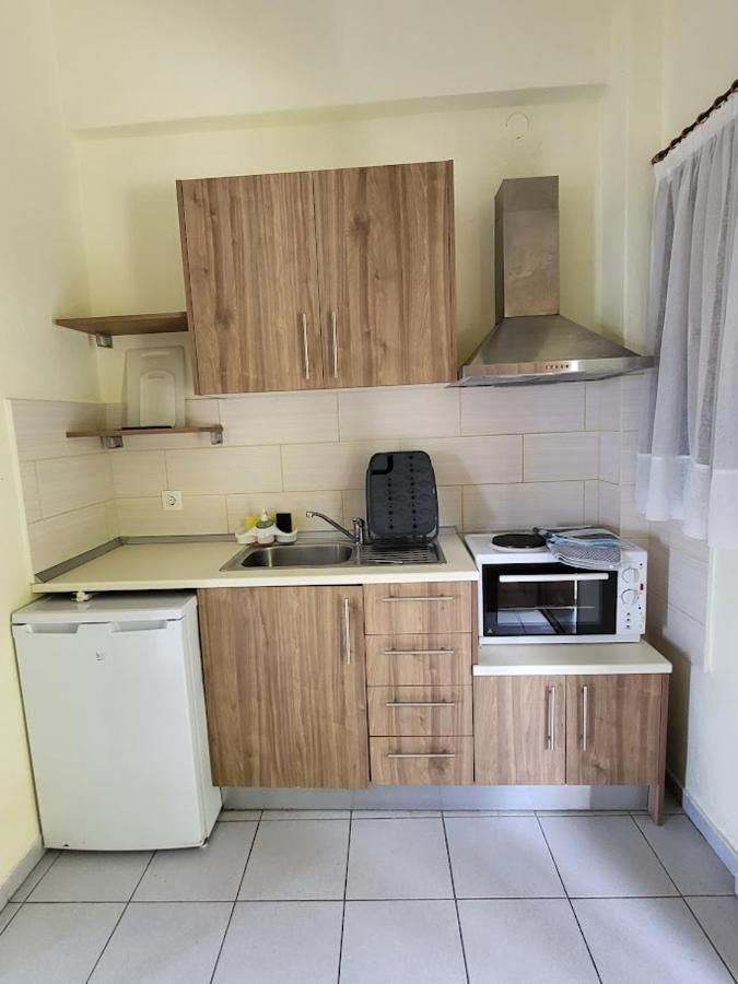 Nikos Apartment *