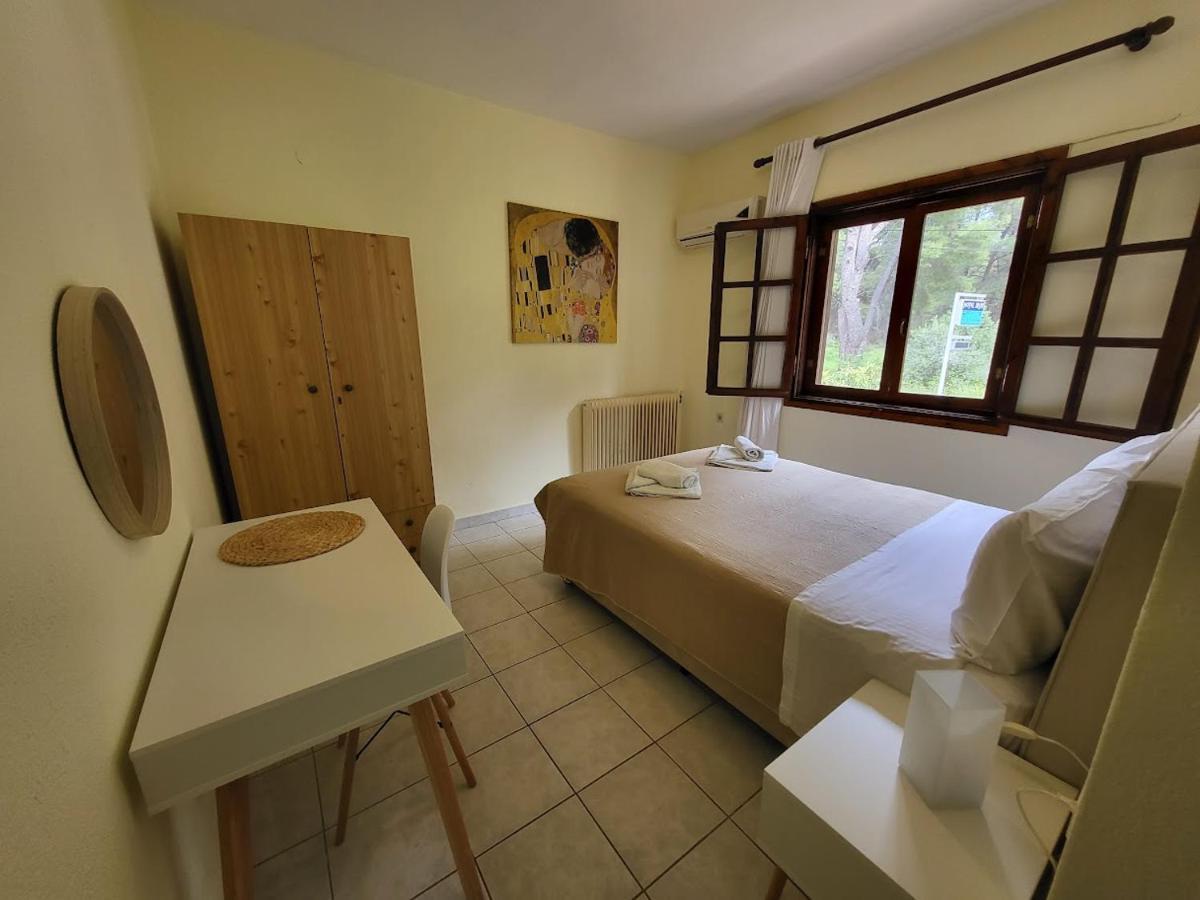 Nikos Apartment *