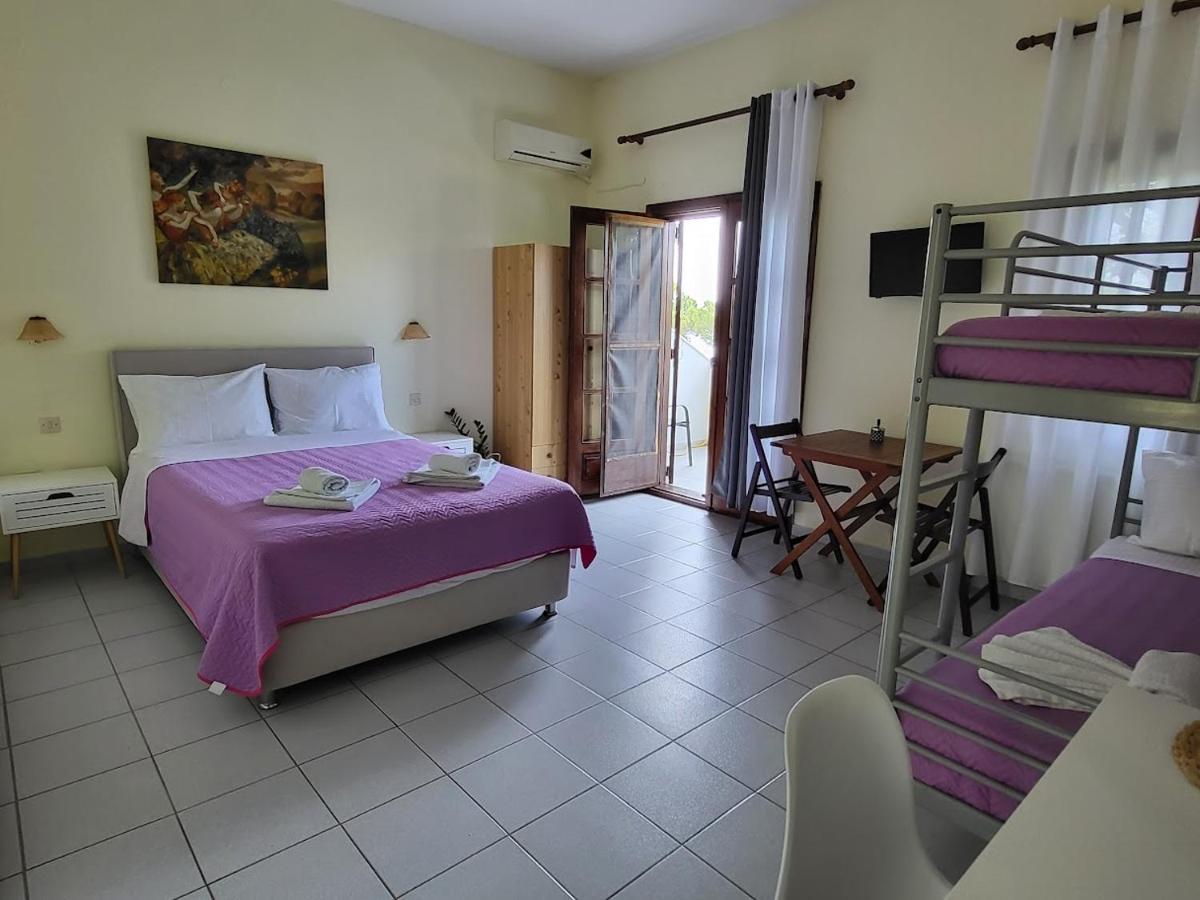 Nikos Apartment