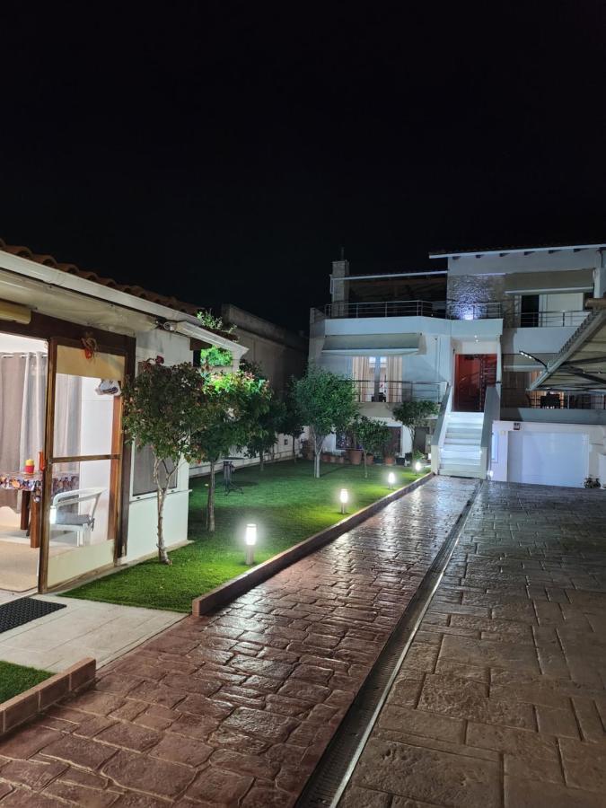 Apartment Chris Luxury Apartment,near Athens Airport! Artemida (Attica)