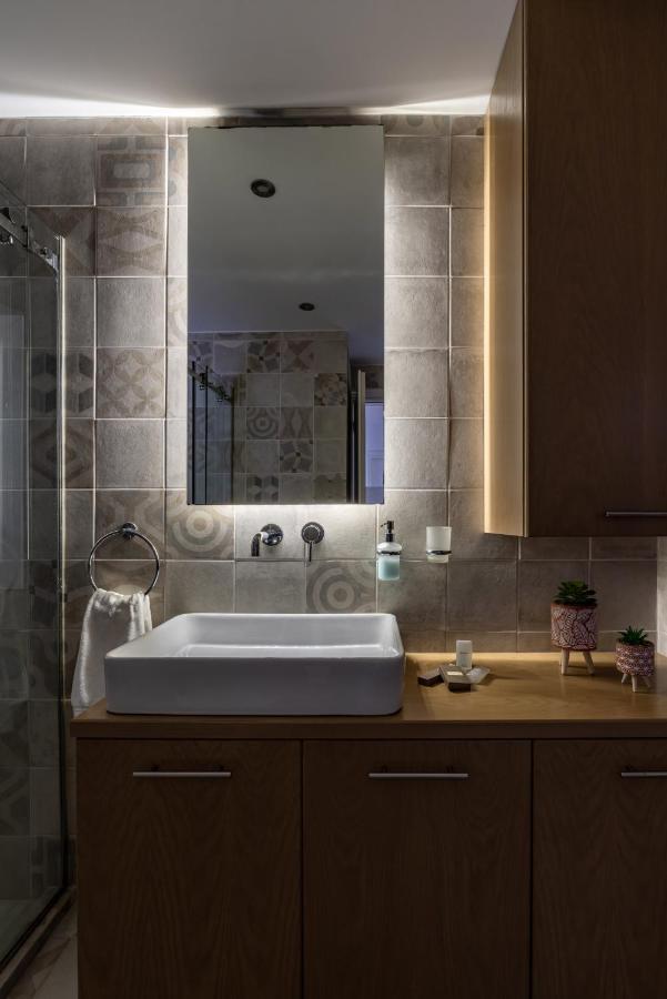 The Black Marble - Sea View, 2br, 2ba By Bnc Apartment *
