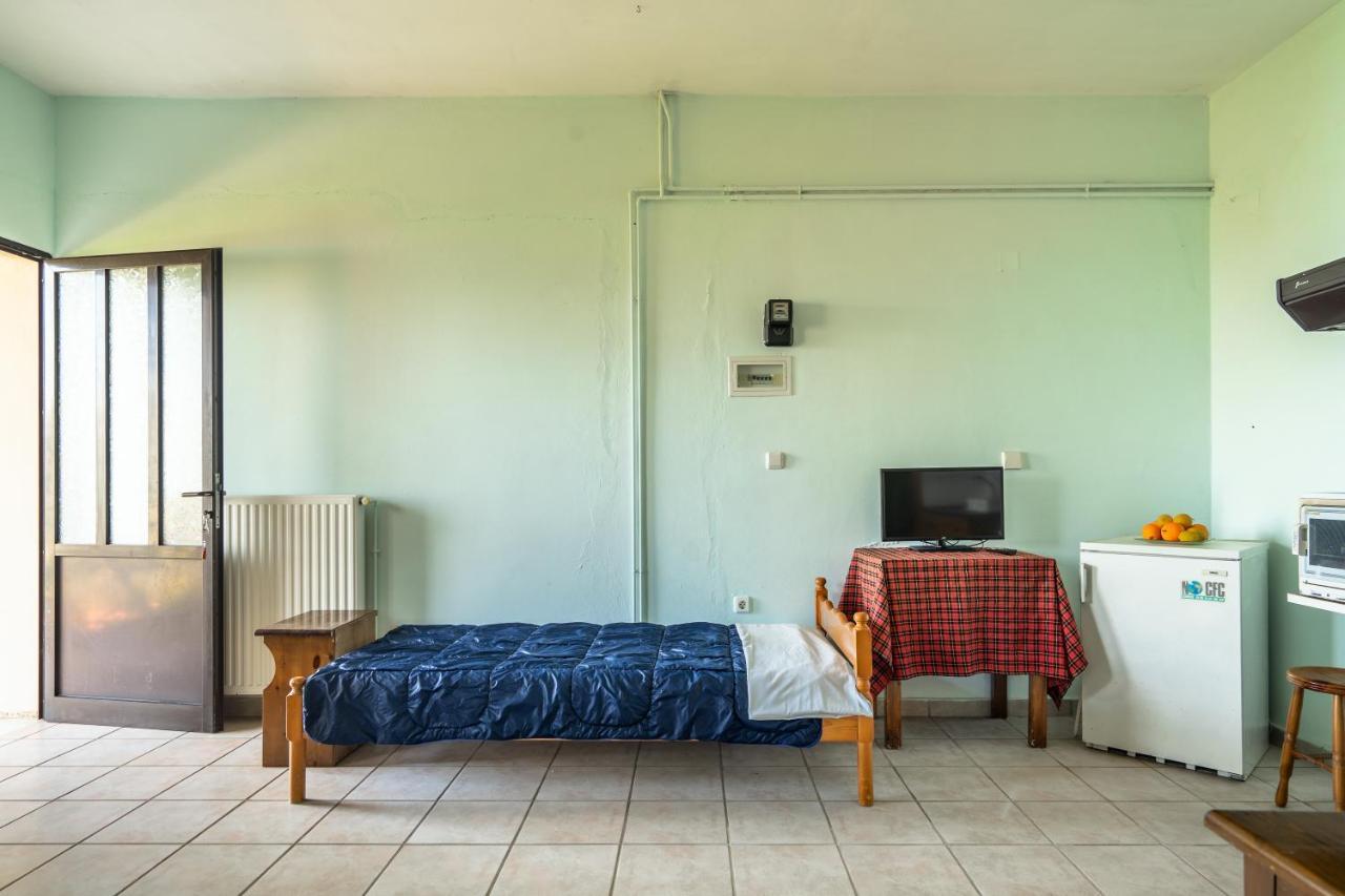 Vangelis 1 Apartment