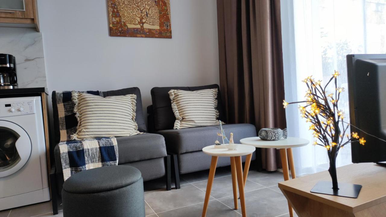 Amaryllis Apartment *