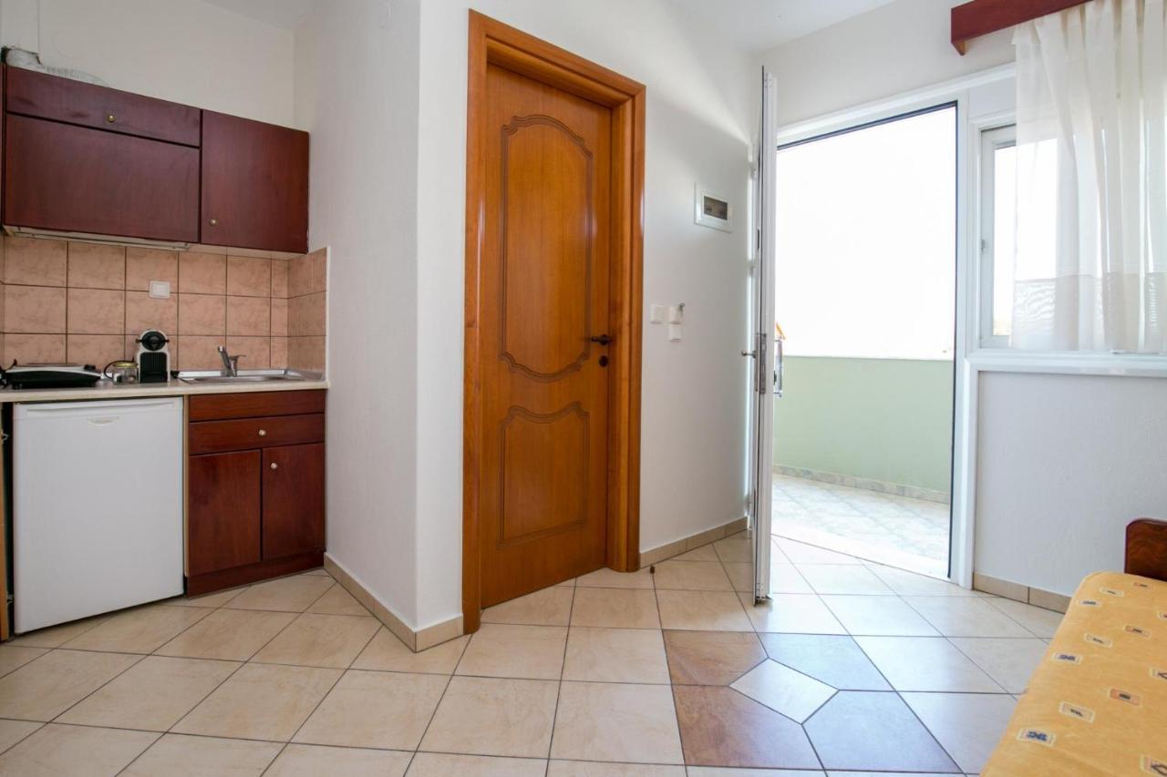 Apartment Lina *