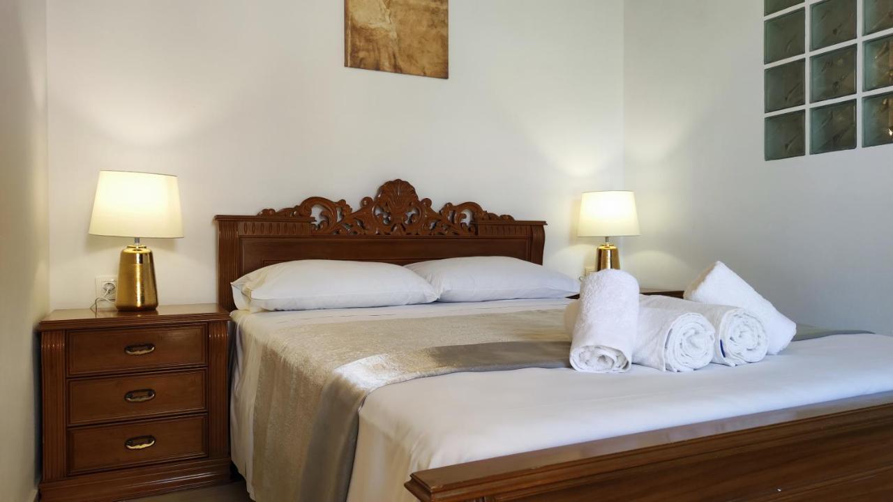 Amaryllis Apartment Paleokastritsa