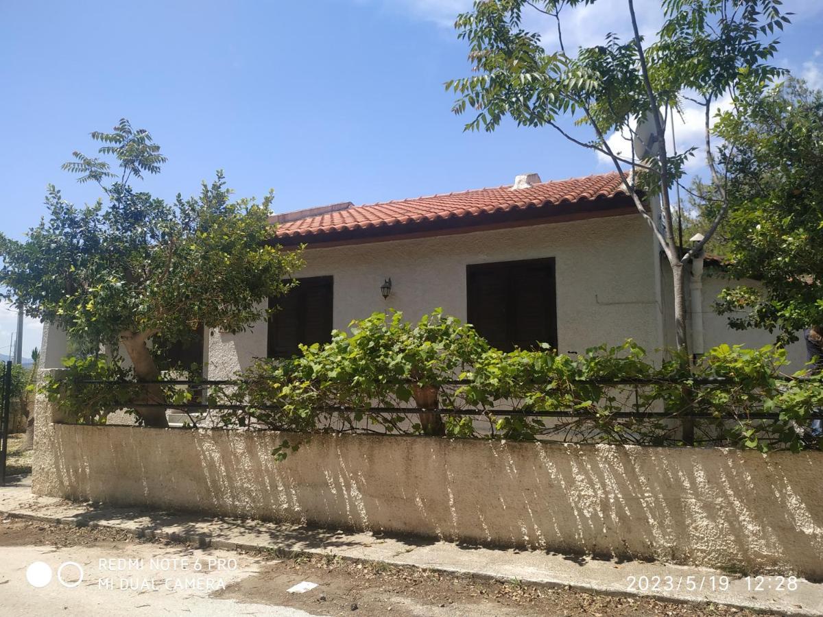 House By The Sea * Artemida (Attica)