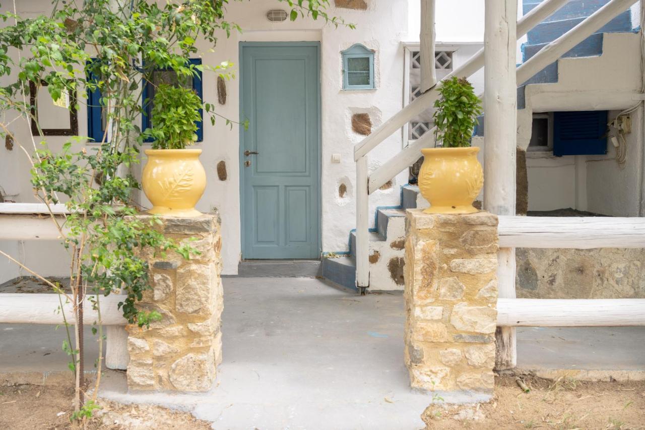 Guest house Alexandros By The - Serifos Livadakia