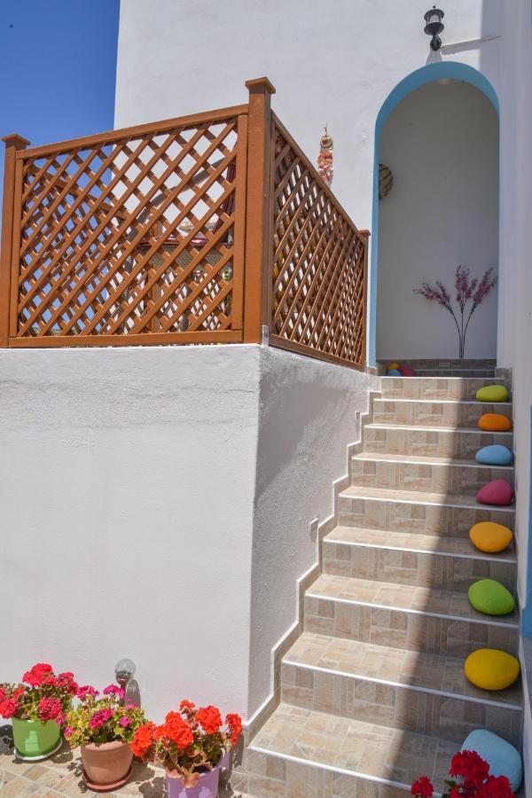 Nikola's House * Adamantas (Milos)