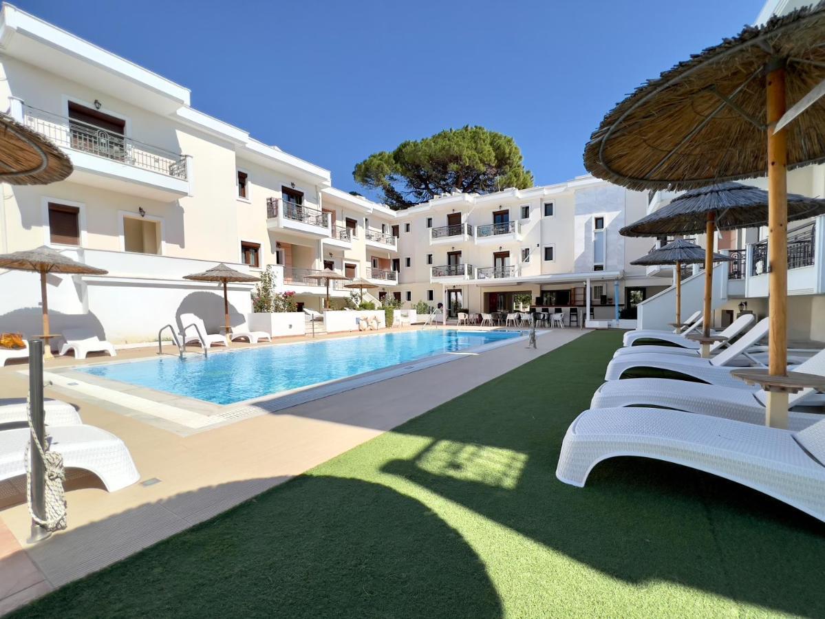 Somnia 4* Skiathos Town