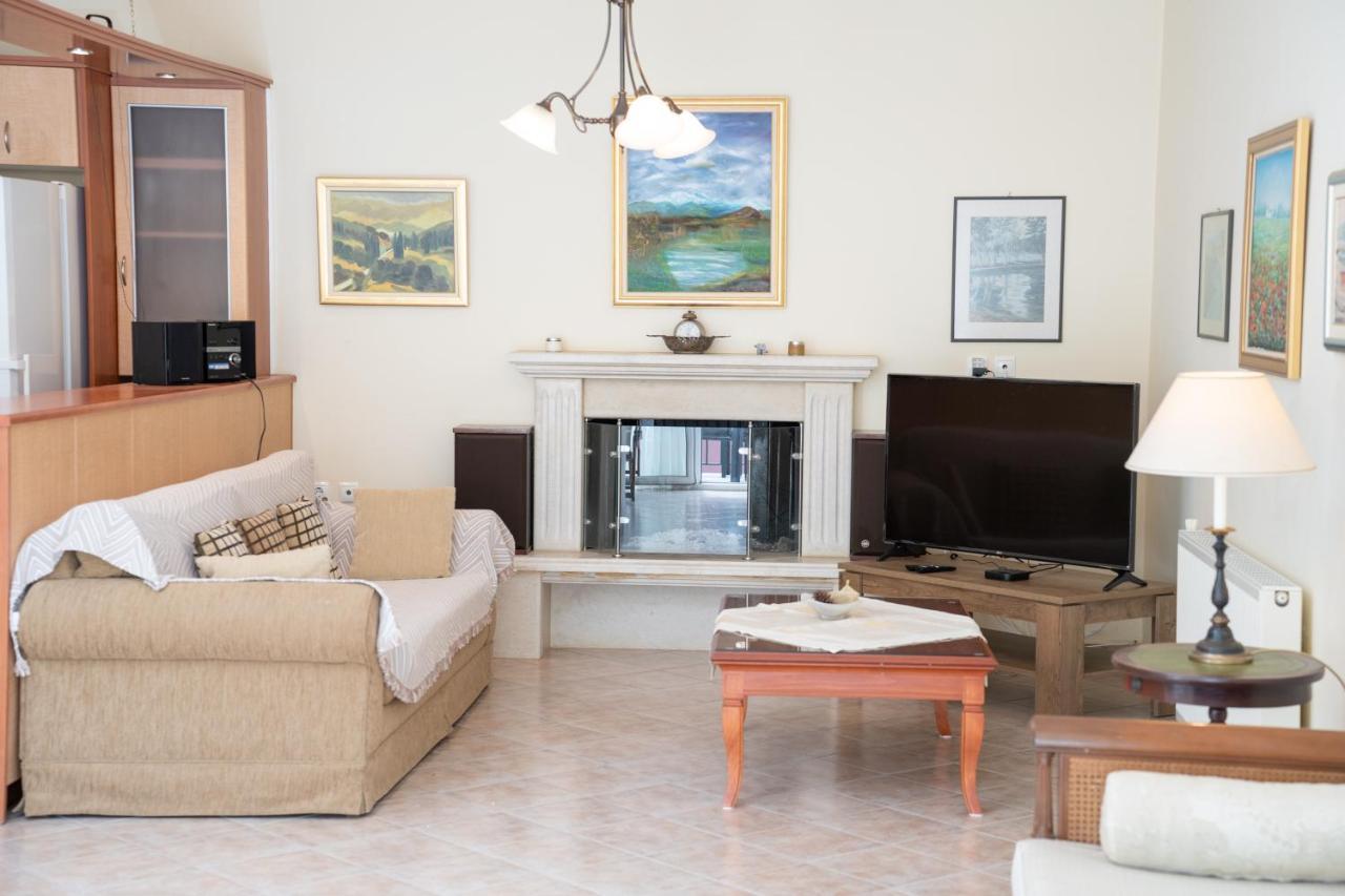 Faos Luxury Apartment *