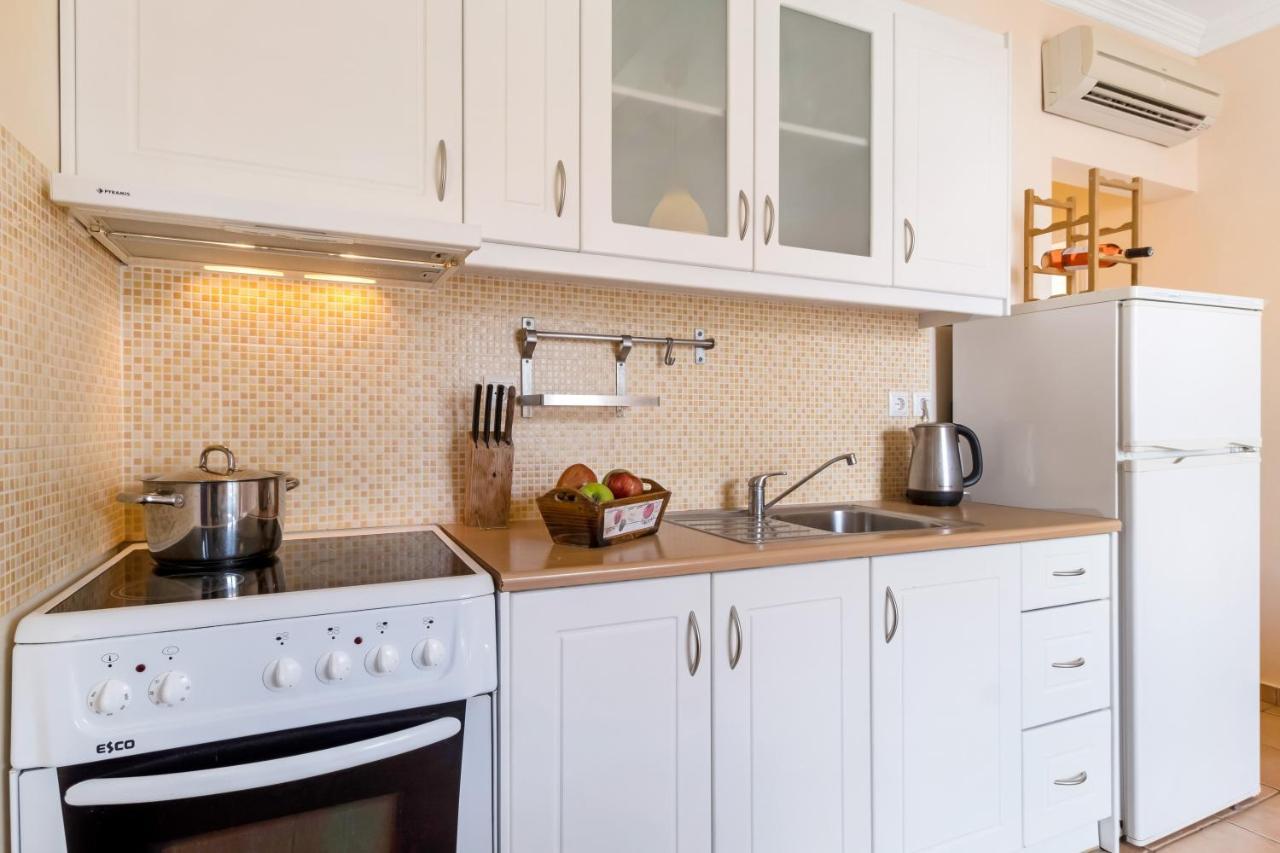 Apartment Captain Fotis 3 Pondi