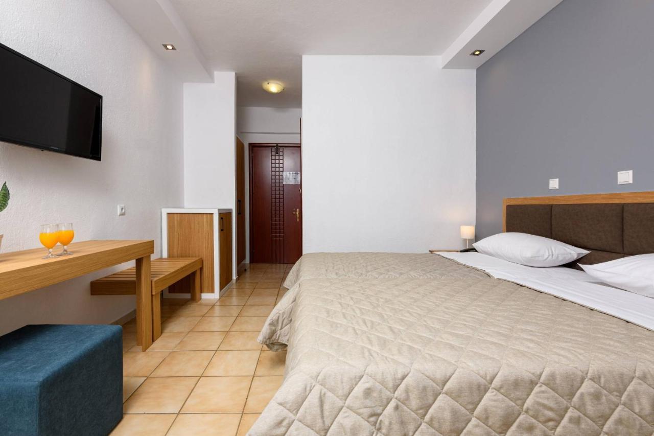 Hotel Aethria 3*