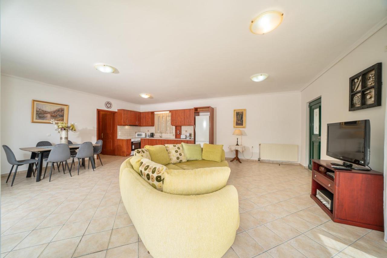 Apartment Faos Luxury Agia Efimia
