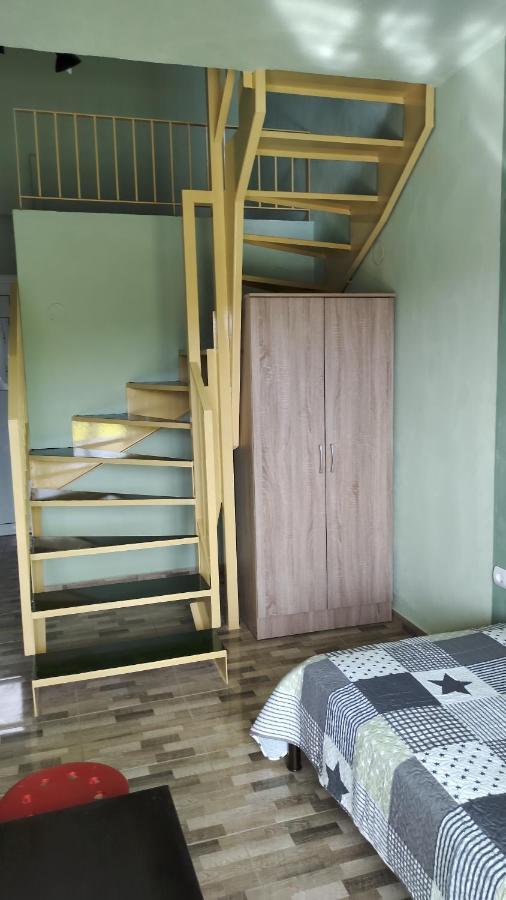 Aparthotel Persefoni & Mezonetes 3*