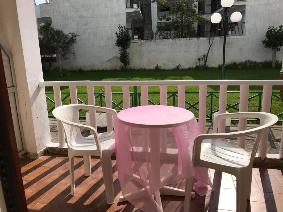 Aparthotel Dionysos 2*