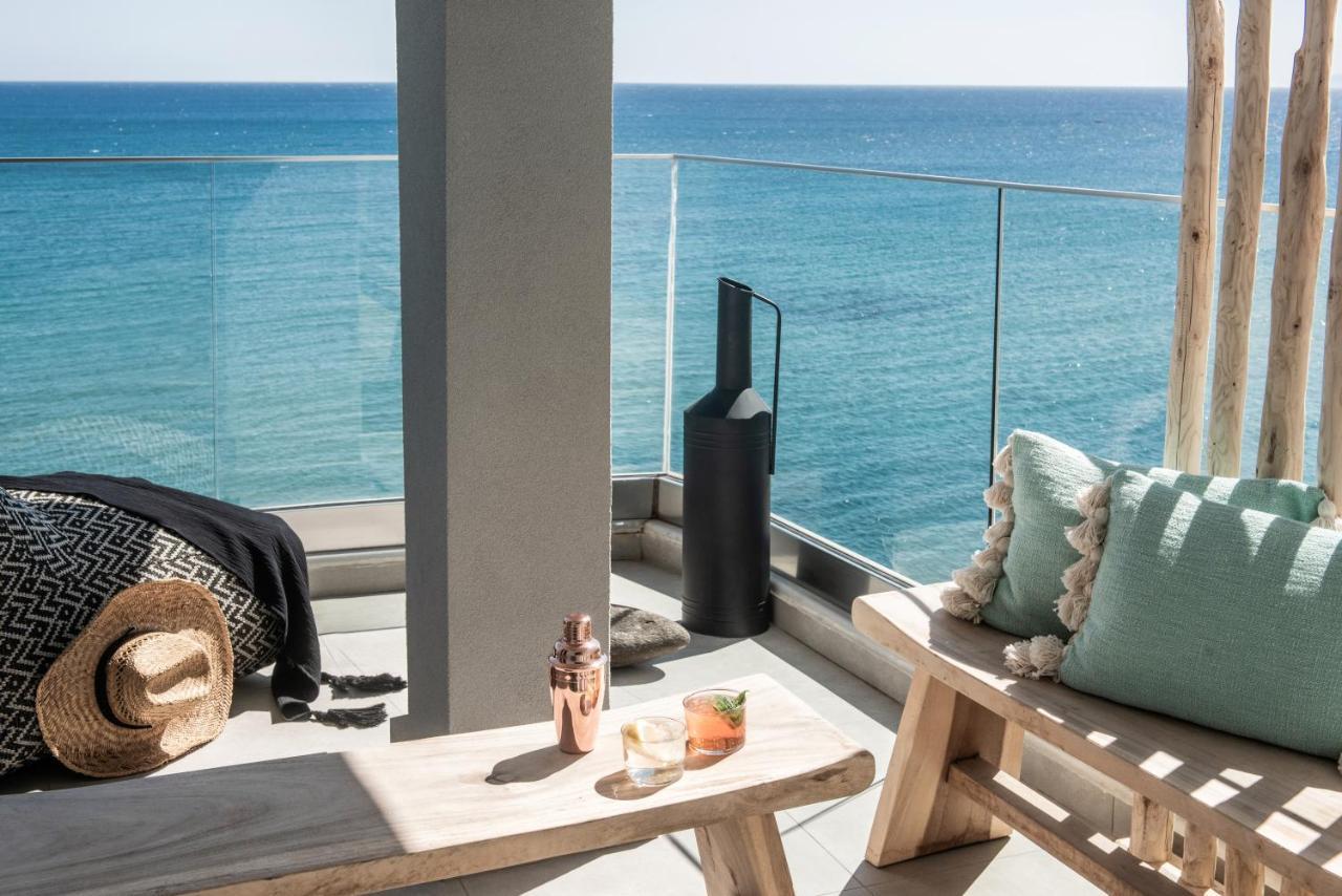 Apartment Khroma Luxury 1 Front *