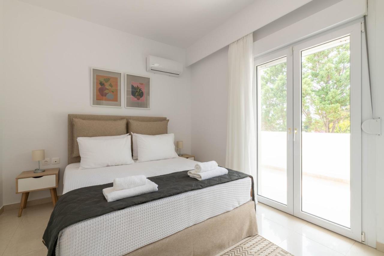 Island Hills Apartment