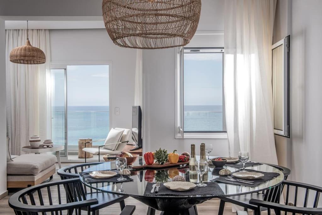 Khroma Luxury 3- Front Apartment *