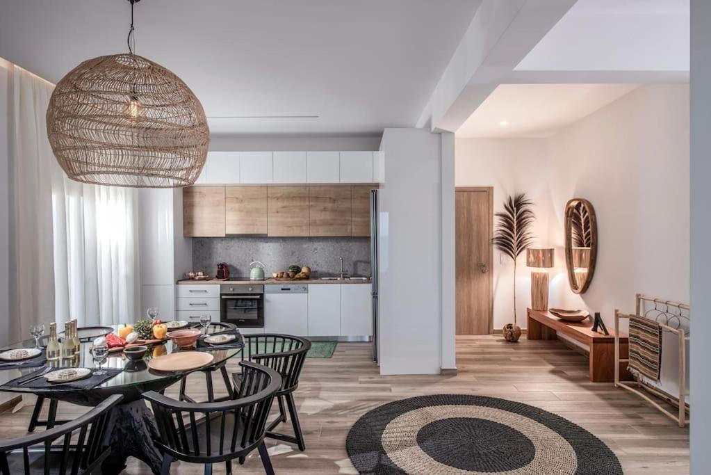Khroma Luxury 3- Front Apartment Hersonissos (Crete)