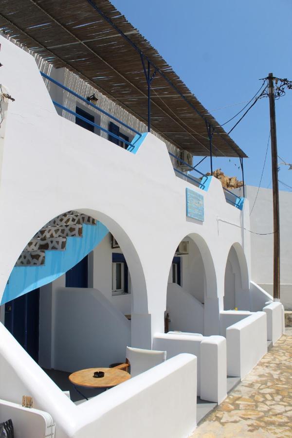 Meltemi Room's And Studios Apartment Anafi