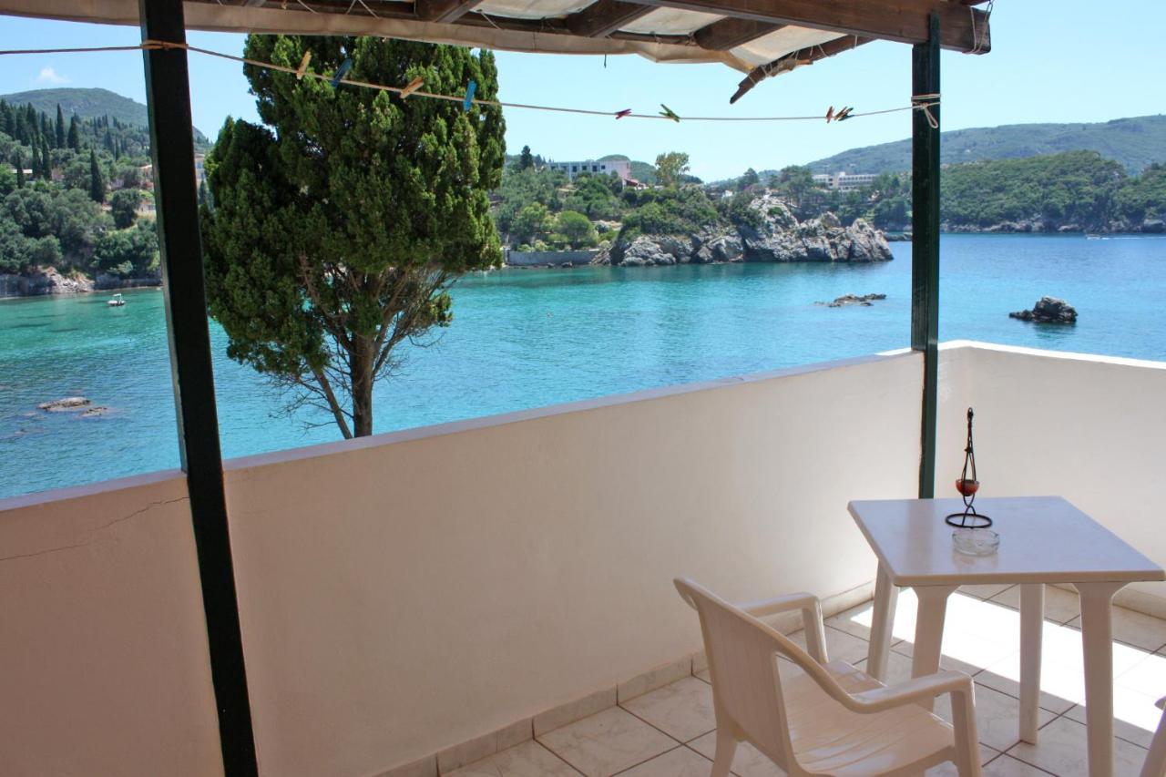 Dolphin Sea View Hotel *