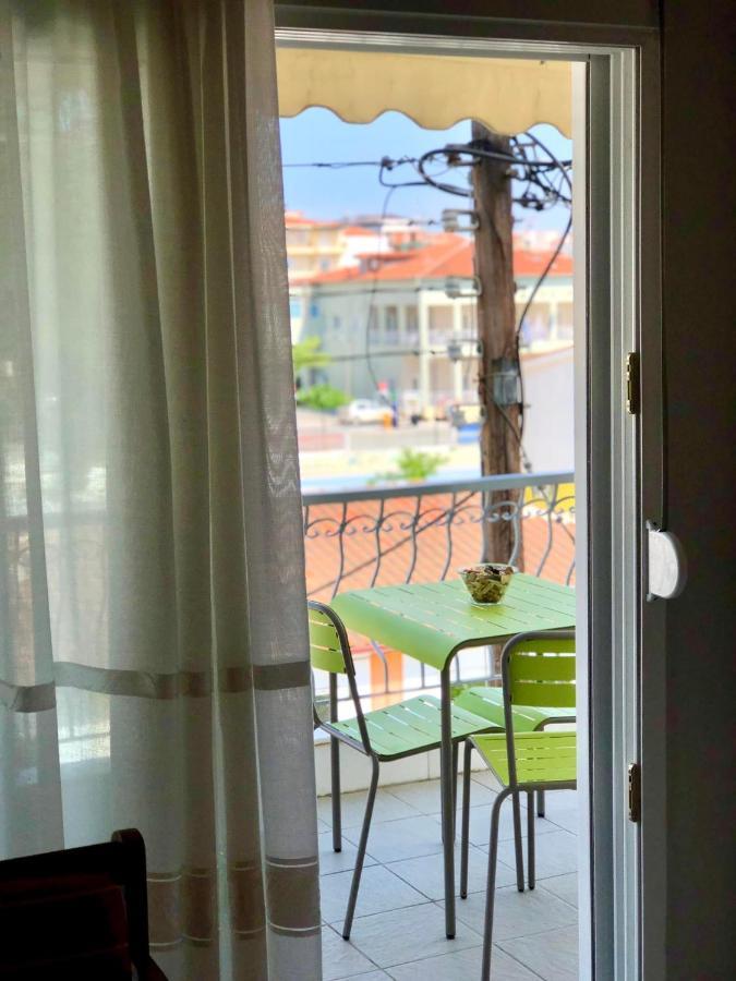 Apartment Mina 3 *
