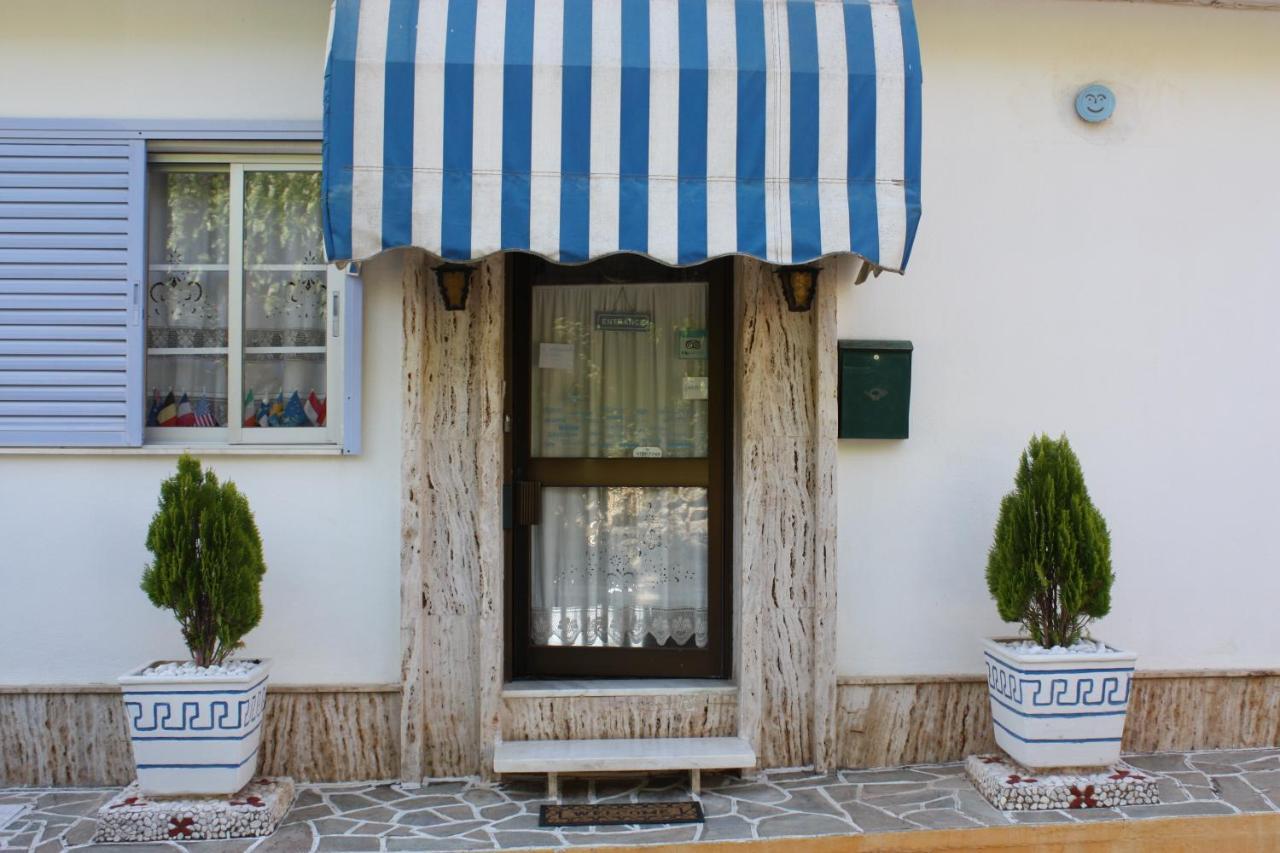 Melissani Hotel *