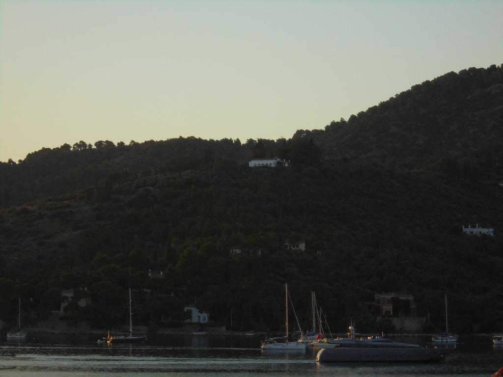 The Manessi Boutique Hotel Poros Town