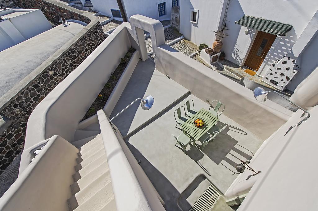 Terrace House Pyrgos Kallistis