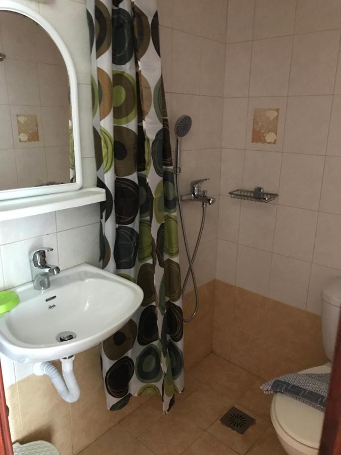 μελίτατα 15 *