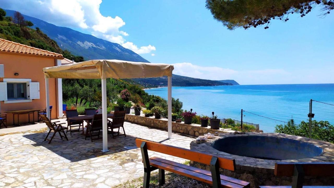 Nikos & Spiros Holiday home *
