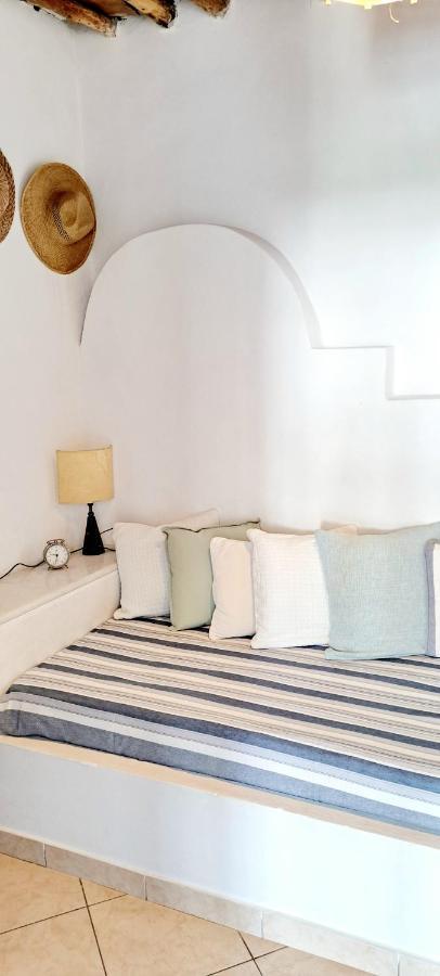 Lemonia House