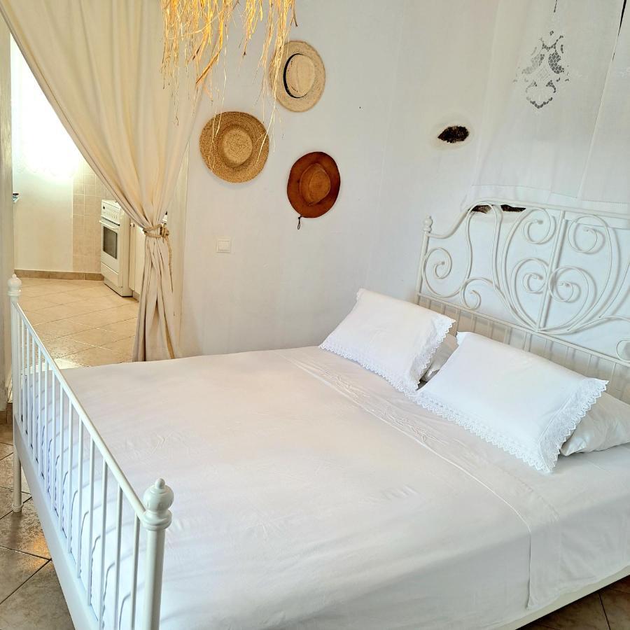 Lemonia House Vivlos