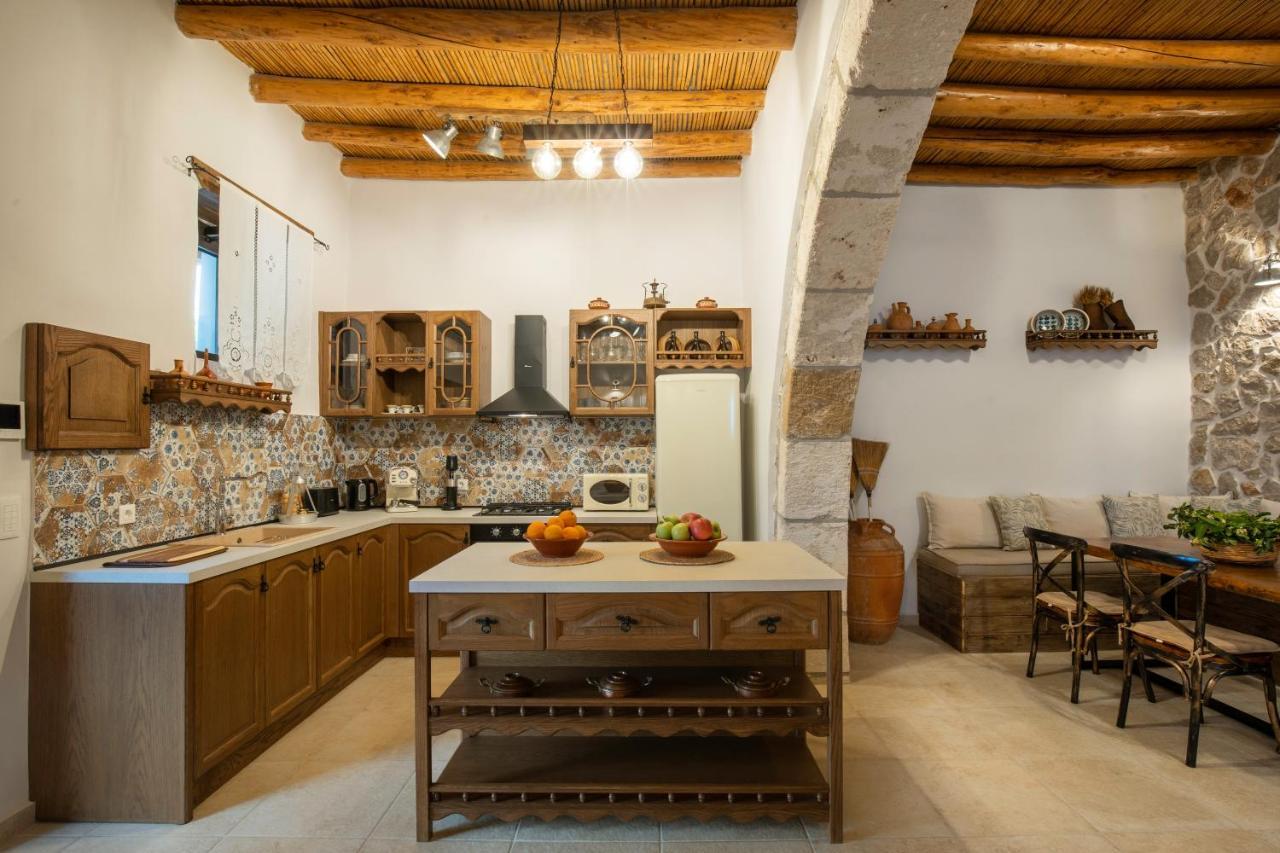 Mareo Traditional Retreat