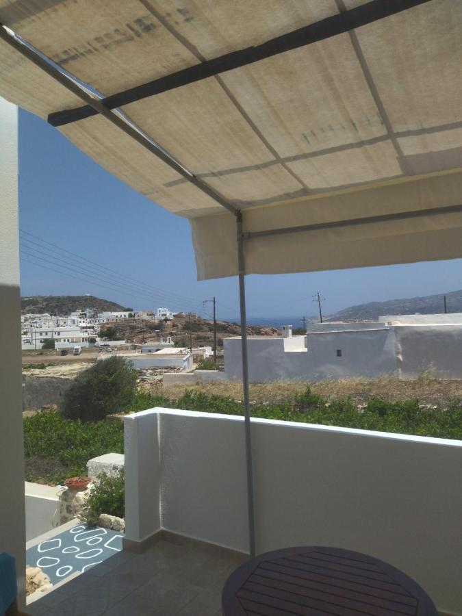 Elzahed Bonaccia * Kimolos