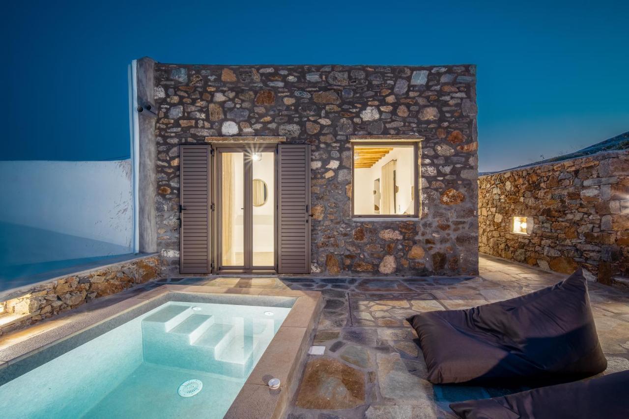 Petrias Pool House