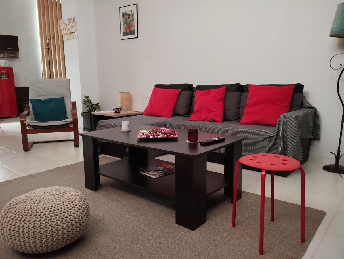 Poseidonia 50 & 70 Sqm With Sea View *