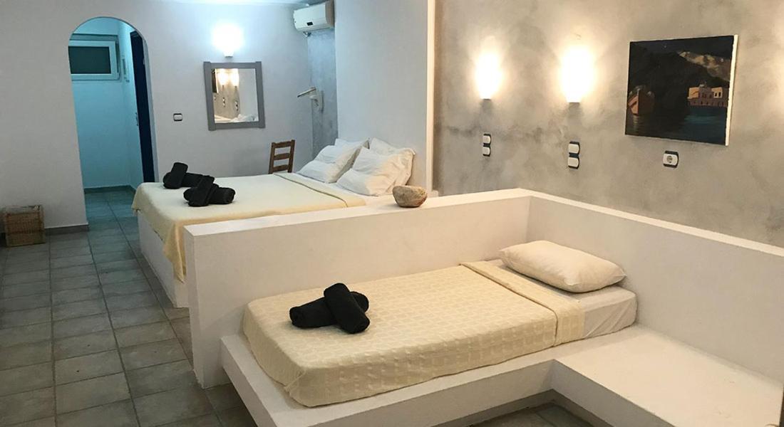 Lagada Hotel Adamantas (Milos)