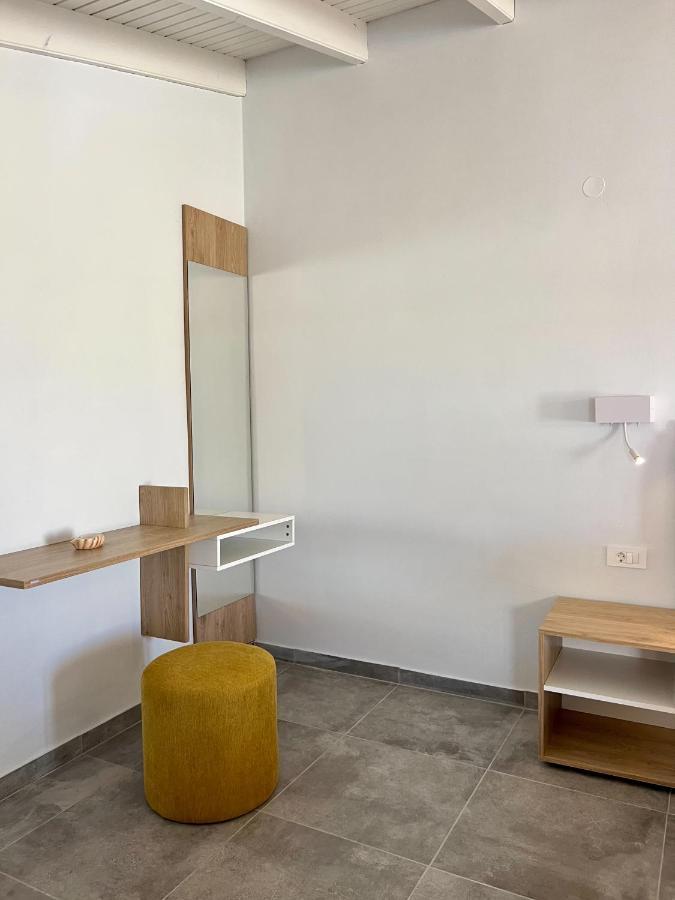 Aparthotel Issos *