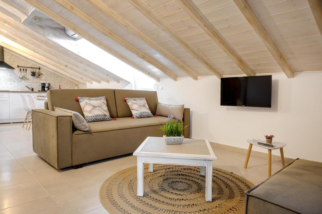 Apartment Zeyia *