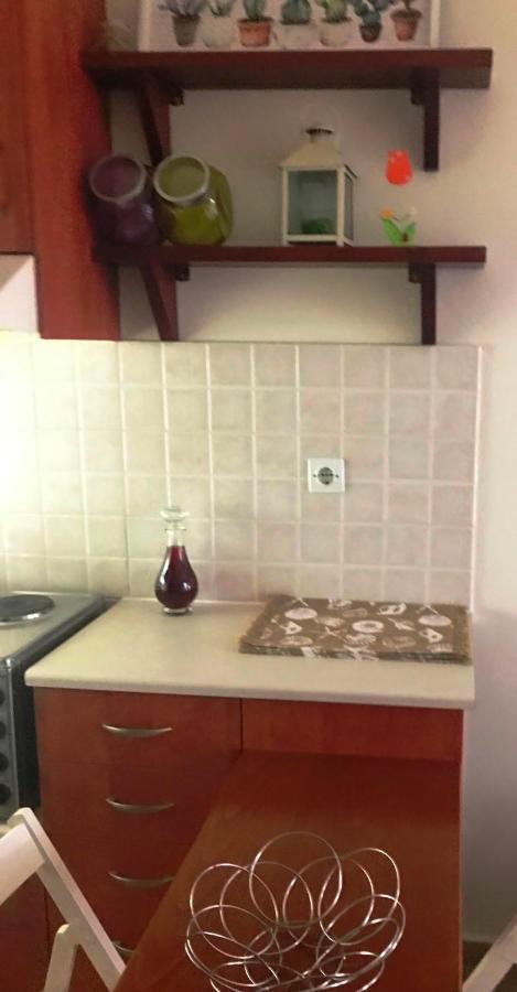 μελίτατα 15 *