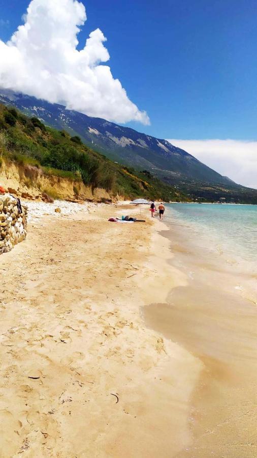 Nikos & Spiros Trapezaki (Kefalonia)