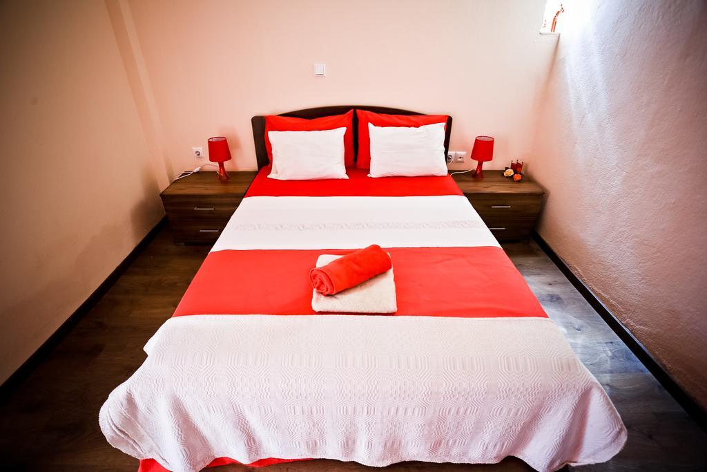 Apartment Home Suites *