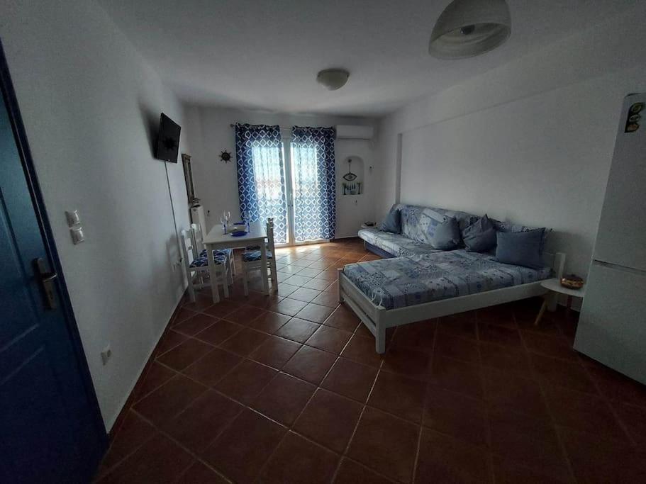 Apartment Meli Near Sea Side