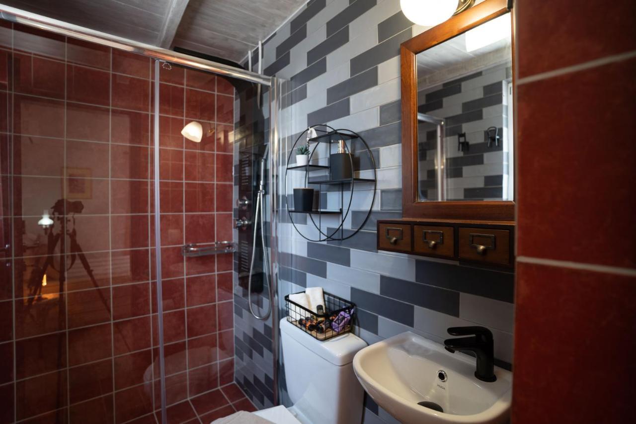 Art_emis Casa Apartment