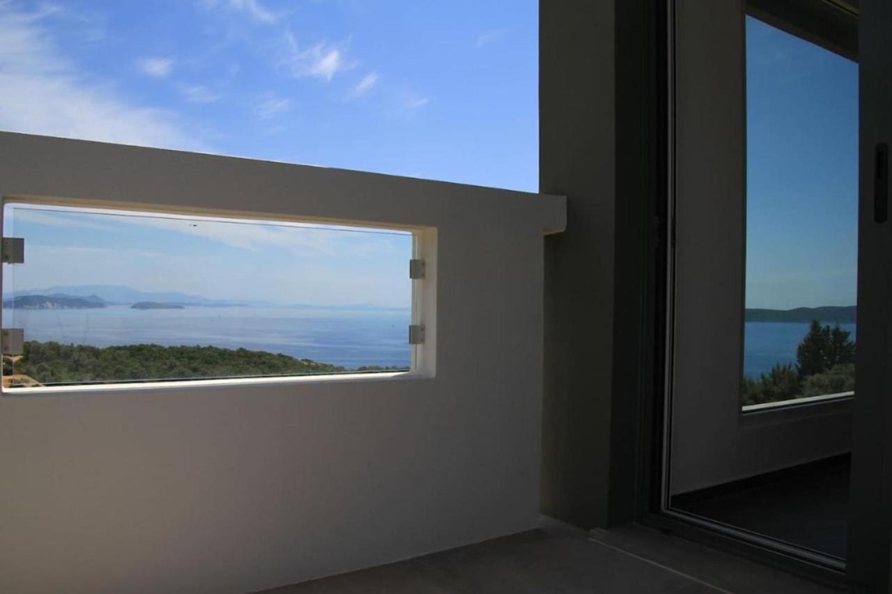 Arkoudi With Sea View Pink Pong Table Field Of Petanque And Cinema Villa *