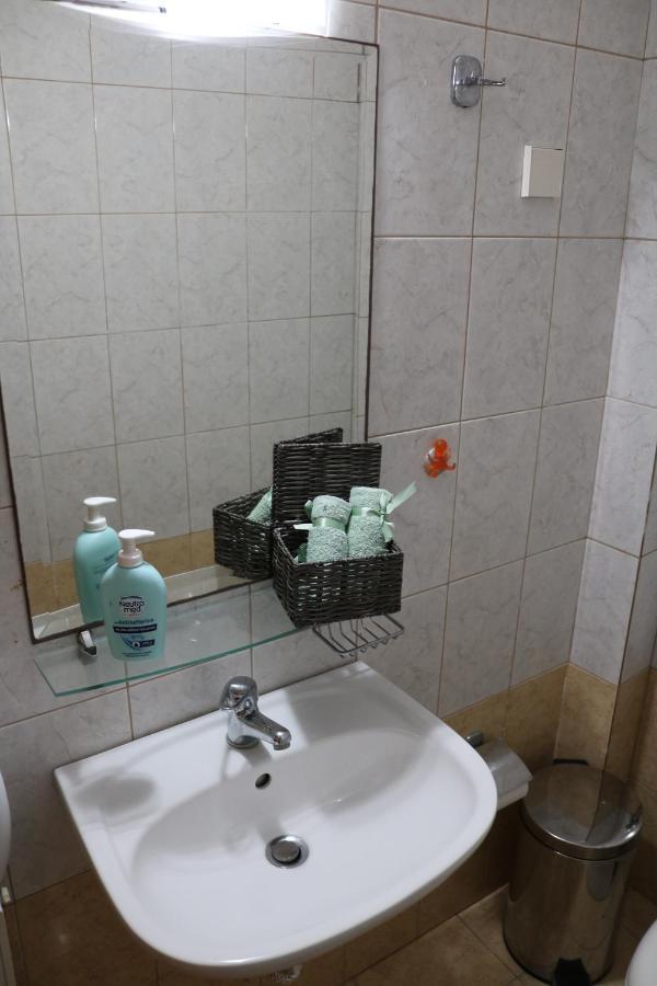 Villa Thea Thalassa 1 *